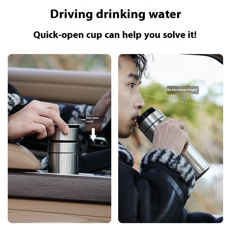 Quick-open cup for driving with a person using it in a car.
